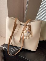 High-end bags 2023 new trendy fashion all-match tote bag womens large-capacity commuting large bag solid-color shoulder bag 【QYUE】