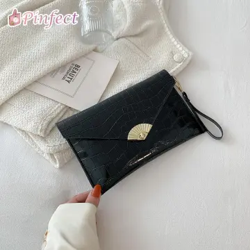 Fashion Rivet Clutch Bag Women Envelope Quilted Embroidered Thread