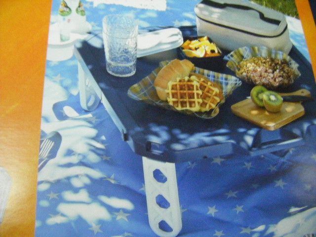 โต๊ะปิคนิคญี่ปุ่น-picgene-natural-พับได้-สีน้ำเงิน-ขนาดเวลาพับเก็บ-63-35-ซม-รุ่นhandy-table-แบรนด์-pearl-life