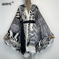 2022 WINYI ซัมเมอร์บีชสวมชุดว่ายน้ำปกยุโรปหวานเลดี้ Boho คาร์ดิแกนตะเข็บตนเองเข็มขัดเซ็กซี่วันหยุดแขนยาวกิโมโน