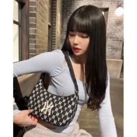 ?SALE 50%% ? แท้  MLB monogram Jacquard hobo bag กระเป๋าสะพายไหล่ ทรงพอร์ช สียีนส์/ สีน้ำเงิน/ สีน้ำตาล/ สีดำ ?