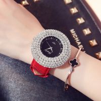 （A Decent035）LuxuryCrystal WomenFashion BigLeather Ladies WristWoman CasualClock Bayan Kol Saati New 3TWF