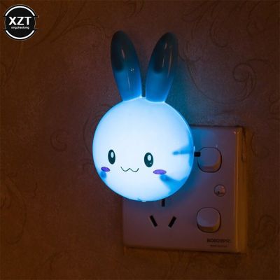 【CC】 3 Colors Cartoon Night Lamp Light-controlled Bedside  AC110-220V US Plug