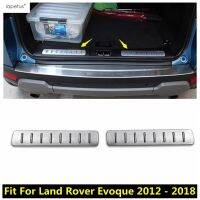 “{》} อุปกรณ์เสริมสำหรับ Range Rover Evoque 2012 - 2018 Bemper Belakang แผ่นเท้าลำตัวแถบติดขอบประตูแต่งฝาปั้นอุปกรณ์ปกป้องป้องกัน