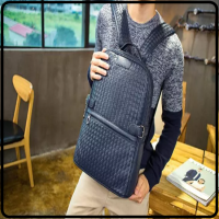 (24 ชั่วโมง พร้อมส่งในไทย) Men Backpack Artificial Leather Woven backpack business casual Korean fashion