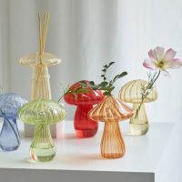 Modern Mushroom Shape Glass Vase Aromatherapy Bottle Creative Home Hydroponic Flower Table Simple Decoration