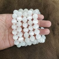 ข้อมือหินเซเลไนต์ 12 มิล ราคาเส้นละ 1,200 หินเซเลไนต์ เซเลไนต์( Selenite)