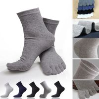 【Sock shop】แยกนิ้วเท้าถุงเท้าผู้ชายและผู้หญิงห้านิ้วถุงเท้าผ้าฝ้ายระบายอากาศสบายๆข้อเท้า Sox กีฬาวิ่งแข็ง8สี