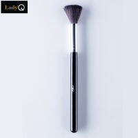 Lady Q แปรงไฮไลท์ Highligh face Brush - สีดำ (LQ-009)