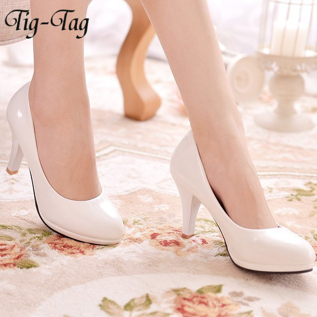 tig-tag-รองเท้าแฟชั่นสำหรับผู้หญิง-ส้นเตารีด-ส้นตึก-สูง-8cm-รองเท้าเสริมส้นผู้หญิง-tt23011114