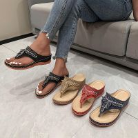 Europe and the United States the new 2023 big yards flat wedges slippers foreign trade cross-border diamond clip toe flip-flops slip-on Roman shoes
