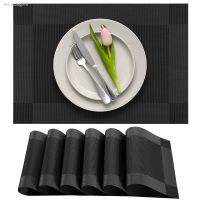 Dining Table Placemats Washable Heat-Resistant PVC Vinyl Table Mats for Dining Room and Kitchen Anti-Slip - Set of 4 -Black