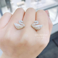 ?สินค้าพร้อมส่งในไทย?ของแท้100% Swarovskiของแท้Swarovskiแท้ ตุ้มหู Swarovski ต่างหู swarovski Swarovski earring ตุ้มหูหงส์ Swarovski ต่างหูหงส์ Swarovski สวารอฟส ของแท้ 100%-สีทอง