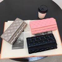 Hot-Selling Korean Version Rhombus Wallet Mobile Phone Bag Personalized Rivets Ladies Handbags Long Tri-Fold Wallets Large 【AUG】