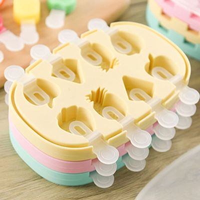 Porous Fruits Ice Cream Silicone Mold with Lid Pineapple Strawberry Shape Chocolate Candy Jelly Mould Ice Cube Making Set Gifts Ice Maker Ice Cream Mo