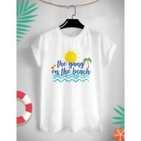 เสื้อยืดสกรีนลายท่องเที่ยว The gang on the beach