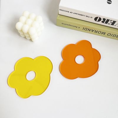 Transparent Table Pad Korea Cup Mat Acrylic Flower Shaped Tableware Decor Coaster Table Heat R esistant Mat Practical Placemat