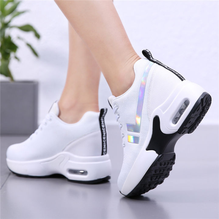 รองเท้าผ้าใบส้นสูง-รองเท้าผู้หญิง-สไตล์เกาหลี-ส่วนสูงเพิ่มขึ้น-8-5cm-ระบายอากาศได้-รองเท้าส้นตึก-สีดำ-สีขาว