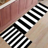 Simple Black And White Stripes Kitchen Mat Home Anti-slip Bathroom Rug Entrance Doormat Living Room Protective Floor Mat