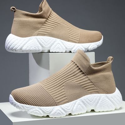 Lightweight Mens Casual Shoes Flexible Womens Vulcanized Shoes Summer Anti-slip Men Walking Shoes Outdoor Breathable Sneakers