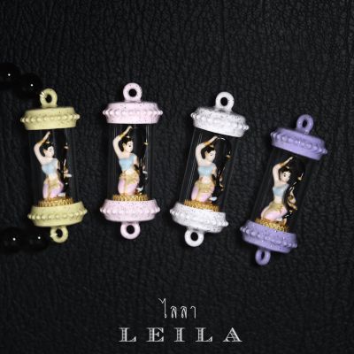 Leila Amulets พระแม่ธรณี บีบมวยผม Baby Leila Collection สีทอง (พร้อมกำไลหินฟรีตามรูป)