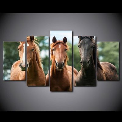 Three Horses สีน้ำตาลม้าสัตว์ผ้าใบพิมพ์ภาพวาด Wall Art-5แผง HD พิมพ์โปสเตอร์สำหรับตกแต่งบ้าน-ไม่มีกรอบภาพ5ชิ้น