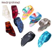 ❄☎ 4pcs/Set Thumb Finger Guitar Picks Guitar Plectrums Sheath For Acoustic Electric Bass Guitar Random Color