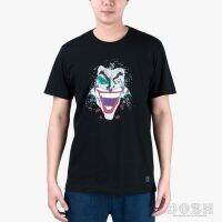 DOSH:MENS T-SHIRTS เสื้อยืดคอกลม แขนสั้น ผู้ชาย สีดำ ลิขสิทธิ์พิมพ์ลายJOKER รุ่นDBMT5196-BL  6BH5