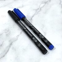 [กล่อง10ด้าม-สีดำ] ปากกาเขียนซีดี ปากกามาร์คเกอร์ (ลบไม่ได้) สเต็ดเล่อร์ STAEDTLER รุ่น Lumocolor Permanent ขนาด S/F/M สีดำ
