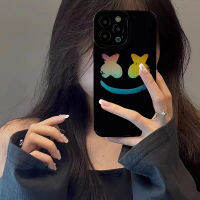 เคสโทรศัพท์หนังลายหน้าลายการ์ตูนใบหน้ายิ้มหลากสีสำหรับ iPhone 14/13/12/11 Pro Max 12 13 Mini 6 6S 7 8 Plus X XR XS Max เคสด้านหลังแบบนิ่มกันกระแทกแฟชั่นที่สร้างสรรค์ฝาครอบโทรศัพท์ฝาครอบป้องกันกล้องเลนส์เต็มรูปแบบ