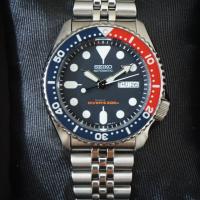 Seiko_SKX009K3 นาฬิกาออโตเมติกผู้ชาย-สีฟ้าสีแดง