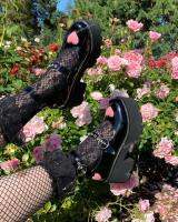 RIBETRINI 2023 Br มาใหม่รองเท้าส้นสูงสำหรับผู้หญิง Mary Janes ส้นสูงพื้นหนาตกแต่งรูปหัวใจหัวเข็มขัดสายข้อเท้ารองเท้าโกธิคเย็น
