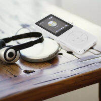 เครื่องเล่น MP3 1.8นิ้วจอ LCD คุณภาพไร้เสียงแบบพกพาบางพิเศษปิดเครื่องเครื่องเล่นเพลงการ์ดความจำขนาดเล็กใช้งานง่ายสำหรับนักเรียนเพื่อการเรียน