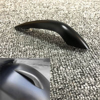 CNC อะลูมิเนียมด้านหน้า Fender Mudguard จมูก Beak สำหรับ Vespa GTS GTV 250 300