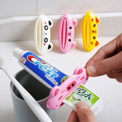 Automatic Toothpaste Machine Cute Cartoon Toothpaste Squeezing Device Clean Cream Squeezer Extruder