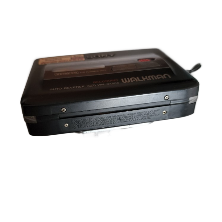 The original Sony tape player imported from Japan gx506 included the