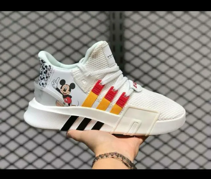 sepatu adidas mickey mouse