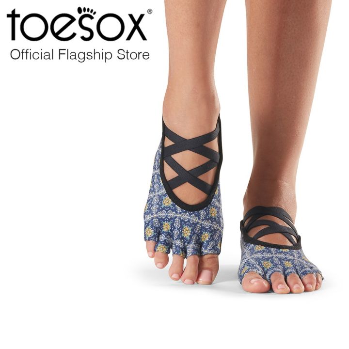 toesox-โทซอคส์-ถุงเท้ากันลื่นแยกนิ้วสายไขว้-รุ่น-elle-เปิดนิ้วเท้า