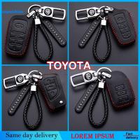 【 Xps】cod หนังคุณภาพสูงสำหรับ Toyota Key Cover Remote Key Case พร้อม Key Holder Fod รถโลโก้พวงกุญแจ Creative Alloy Metal Vios Fortuner Innova Corolla Altis Hiace Avanza Land Cruiser Hilux Camry Wigo RAV4 Revo Corolla Yaris Previa FJ Punto