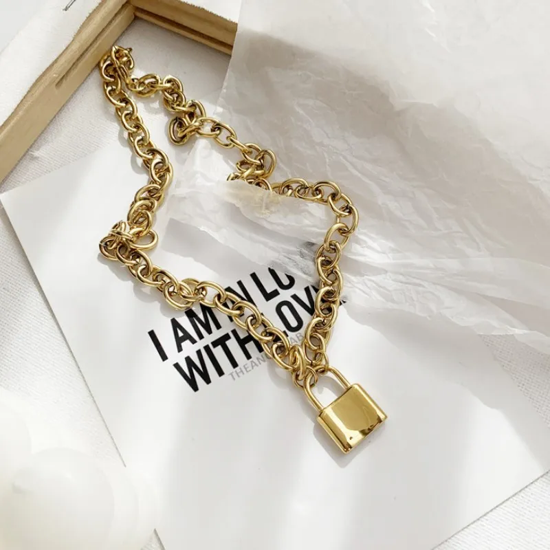 Dior Fall 2018 Lucky Locket Necklace  Clips Archive