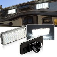 Lampu Pelat Nomor Mobil LED Bebas Kesalahan 2 Buah Untuk Toyota Land Cruiser 120 Land Cruiser 200 Prado 200 Untuk Lexus LX470 GX470