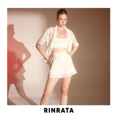 RINRATA - Comet Short กางเกง ขาสั้น ลูกไม้ สีขาว ขาบาน เล็กน้อย เอว ยางยืด ฟรีไซส์ น่ารัก ใส่สบาย ชุดไปเที่ยว ชุดไปทะเล