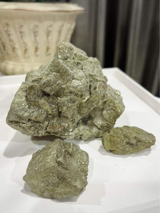 หินไพไรต์-pyrite-หินแห่งการหินบวก-น้ำหนัก-1-กิโลกรัม-5000-กะรัต-เสริมฮวงจุ้ย