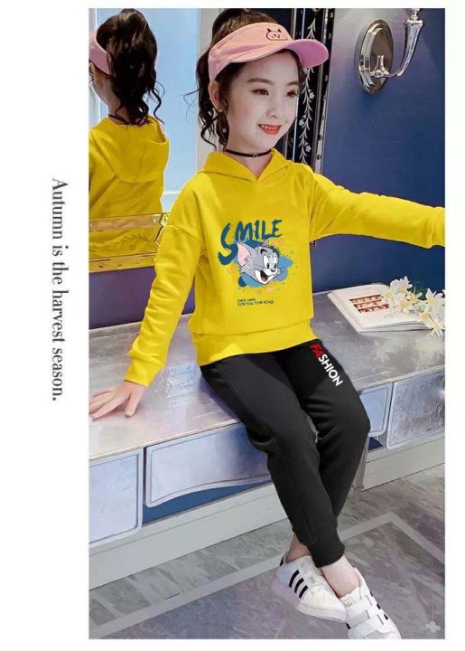 สินค้าในไทย-ชุดเซทเด็ก-2-ชิ้นเสื้อกันหนาวมีฮูด-กางเกงขายาว-สกรีนลายการ์ตูนน่ารักใส่ได้ทั้งหญิงและชาย-k2287-long-tku335