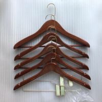 [COD] ไม้แขวนเสื้อที่ใช้ในครัวเรือนไม้แขวนเสื้อโรงแรมไม้แขวนเสื้อไม้ไม้แขวนเสื้อไม้แขวนเสื้อ