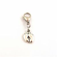 【CW】 2 Pcs Baby Feet Pull New Mom Gift Charm Accessory