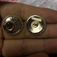 High quality New metal buttons with log stamp on back 6 pieces a lot all golden clothing jewelry buttons clothing accessories