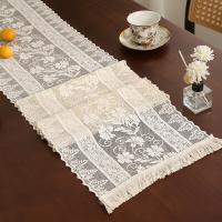 30x360cm American Vintage Lace Hollow-out Table Runner Tassel White Floral TV Cabinet Table Decorative Cover Rustic Wedding Decorations Coffee Table Cloth