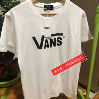 NEWˉVansเสื้อยืดใหม่ [ต้นฉบับ] แก้ไขให้ถูกต้องเสื้อยืดคู่แขนสั้นแบรนด์สำหรับทั้งหญิงและชายฤดูร้อน