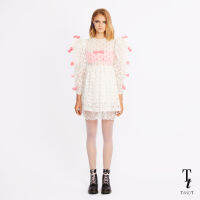 TandT - SWEENEY Dress - TWO-TONE BOWS EMBROIDERED LEG O MUTTON SLEEVE MINI DRESS  เดรสสั้นแขนยาวรูดพองหัวแขน ผ้าออแกนซ่าลายดอกไม้ ตัดต่อเกาะอกสีชมพูชั้นใน ตกแต่งโบว์